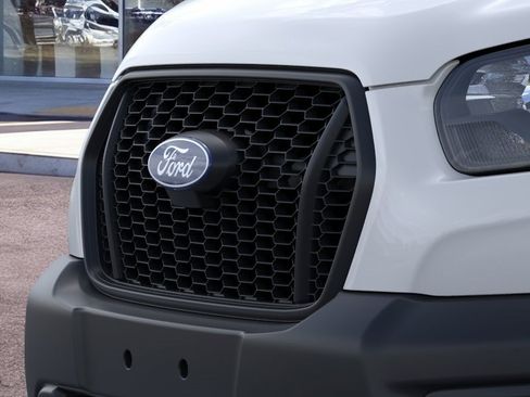 New 2026 Ford Transit 250 148 Medium Roof Extended AWD image 18