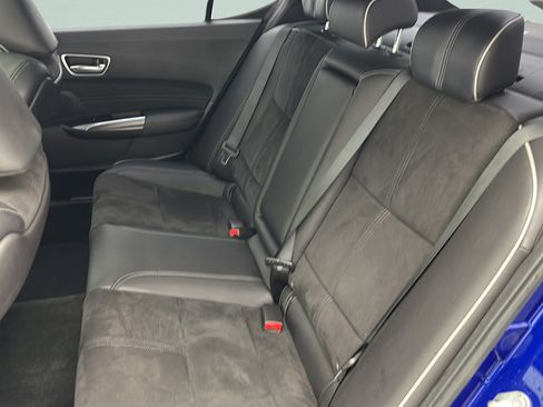 Used 2018 Acura TLX V6 w/ Technology & A-SPEC Pkg FWD image 11