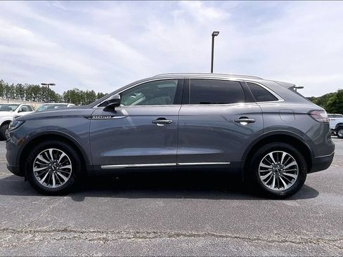 Certified 2022 Lincoln Nautilus Reserve FWD image 8