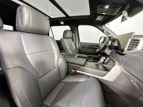 Certified 2025 Toyota Sequoia Platinum image 46