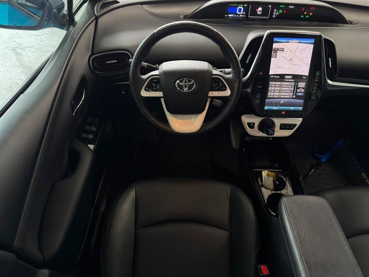 Used 2018 Toyota Prius Prime Advanced FWD image 5