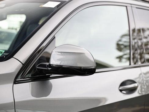 New 2026 BMW X5 xDrive40i w/ M Sport Package image 11