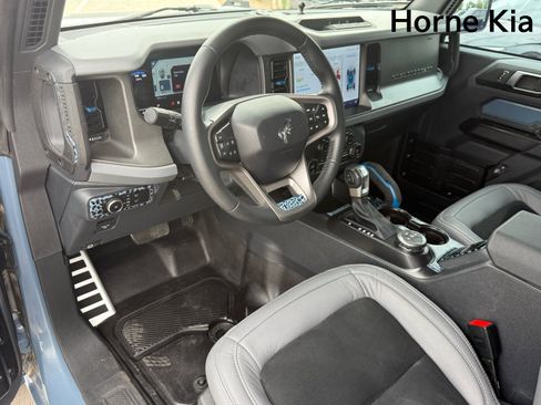 Used 2024 Ford Bronco Black Diamond AWD/4WD image 10