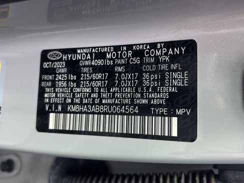 Certified 2024 Hyundai Kona SE FWD image 44
