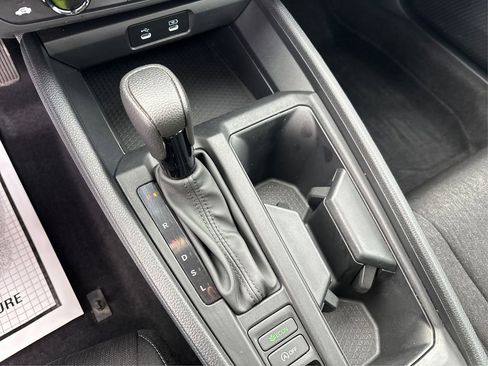 Used 2025 Honda Accord SE image 31
