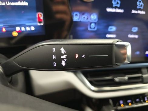 New 2026 Chevrolet Equinox EV LT image 16