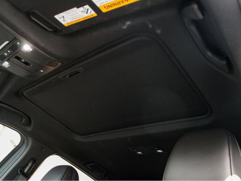 Used 2025 MAZDA CX-5 Signature AWD/4WD image 25