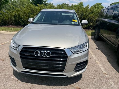 Used 2017 Audi Q3 2.0T Premium w/ Convenience Package AWD/4WD image 2