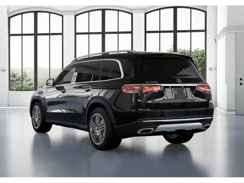 New 2026 Mercedes-Benz GLS 450 4MATIC image 40