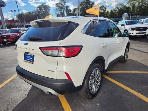 Certified 2022 Ford Escape SEL image 9