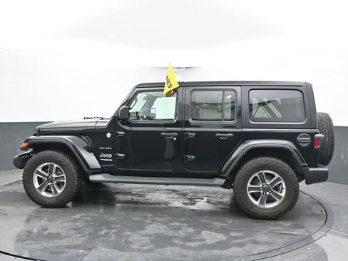 Used 2021 Jeep Wrangler Unlimited Sahara image 8