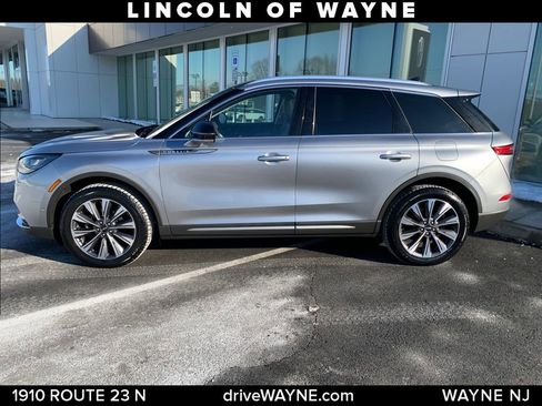 Certified 2022 Lincoln Corsair Reserve w/ Equipment Group 201A AWD/4WD image 2