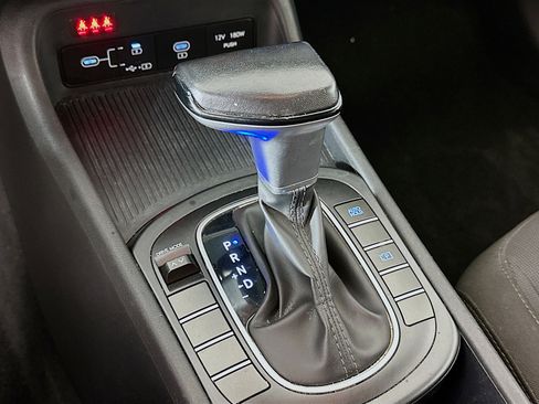 Used 2024 Hyundai Kona SEL image 24