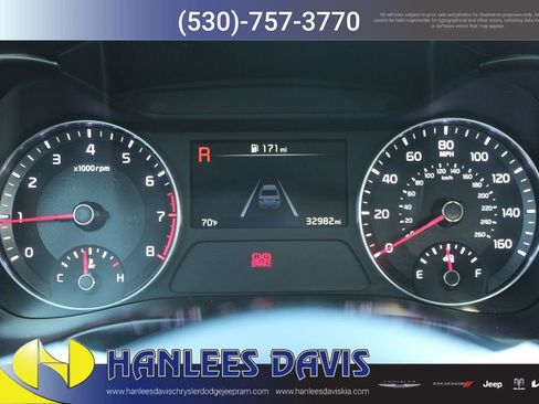 Used 2023 Kia Forte LXS w/ LXS Technology Package FWD image 28