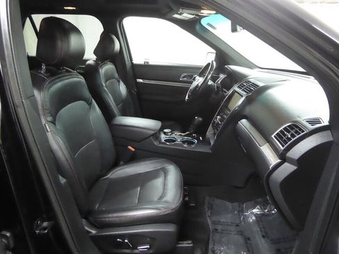 Used 2016 Ford Explorer Sport w/ Equipment Group 401A image 26