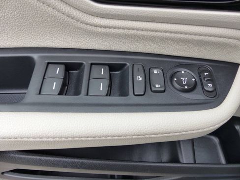 Used 2025 Honda Odyssey Touring image 22