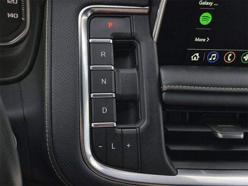 Used 2021 GMC Yukon SLT image 25