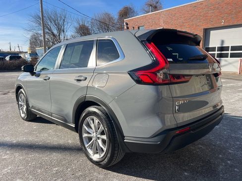 Used 2023 Honda CR-V EX-L image 3
