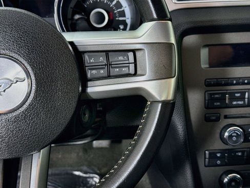 Used 2013 Ford Mustang Premium RWD image 16
