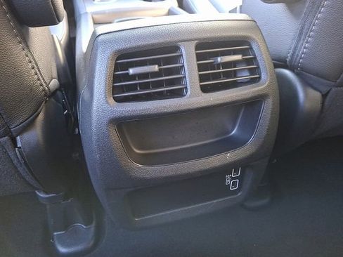 Used 2022 Honda Passport EX-L image 11