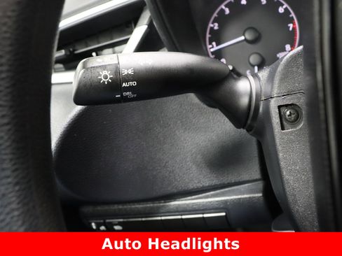 Used 2023 Toyota Corolla LE image 22