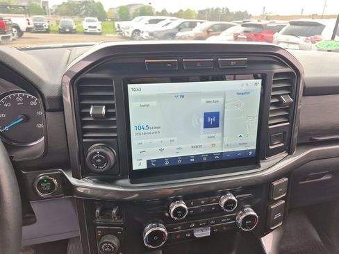 Used 2022 Ford F150 XLT w/ Equipment Group 302A High image 17