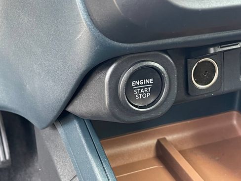 Certified 2022 Ford Maverick Lariat FWD image 16