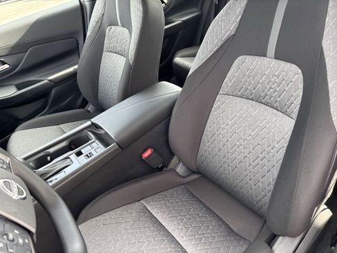 New 2026 Nissan Sentra SV w/ Floor Mat Package FWD image 15