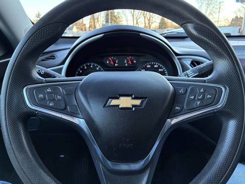 Used 2020 Chevrolet Malibu LS w/ LPO, Convenience Package 1 image 17