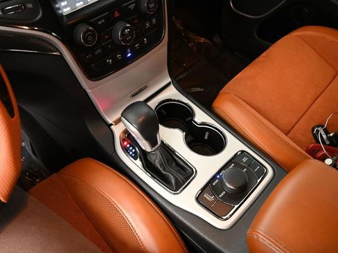 Used 2018 Jeep Grand Cherokee Trackhawk AWD/4WD image 34