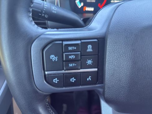Used 2023 Ford F150 Lariat w/ Equipment Group 502A High image 31