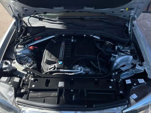 Used 2018 BMW X4 M40i image 27