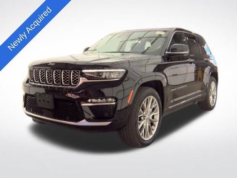 Used 2023 Jeep Grand Cherokee Summit w/ Adv Protech Group IV AWD/4WD image 1