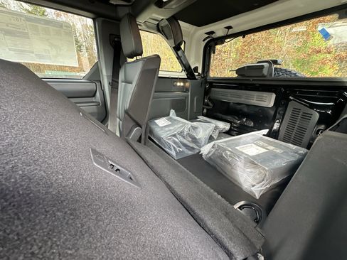 New 2025 Ford Bronco Badlands w/ Sasquatch Package image 28