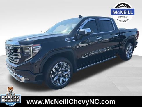 Used 2023 GMC Sierra 1500 Denali w/ Denali Reserve Package AWD/4WD image 3
