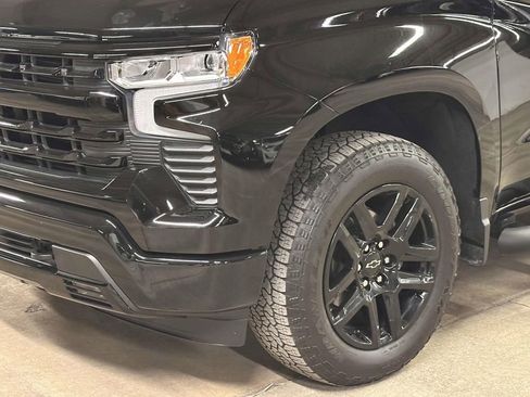 Used 2025 Chevrolet Silverado 1500 RST AWD/4WD image 10