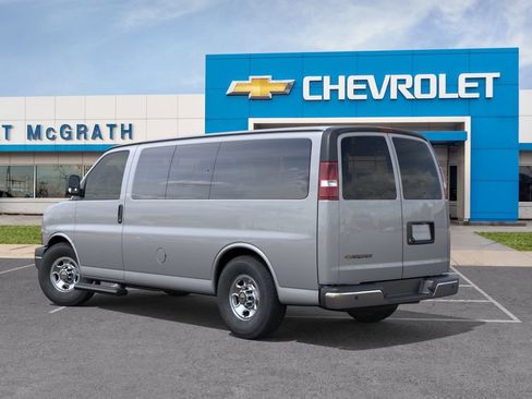 New 2026 Chevrolet Express 2500 LT w/ LT Preferred Equipment Group RWD image 3