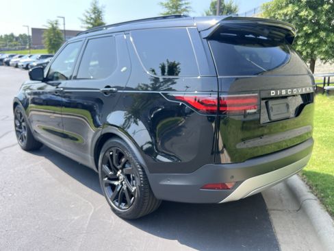 Certified 2025 Land Rover Discovery S AWD/4WD image 6