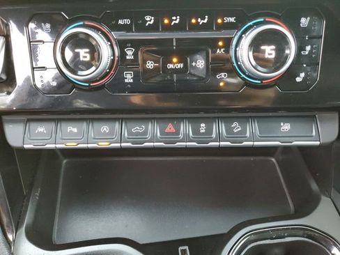 Used 2022 GMC Sierra 1500 AT4 w/ AT4 Premium Package image 24