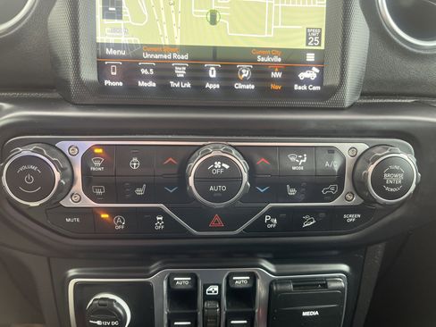 Used 2019 Jeep Wrangler Unlimited Sahara w/ Quick Order Package 24M Moab image 25