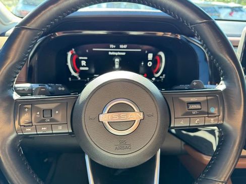 Used 2022 Nissan Pathfinder Platinum w/ Cargo Package image 27