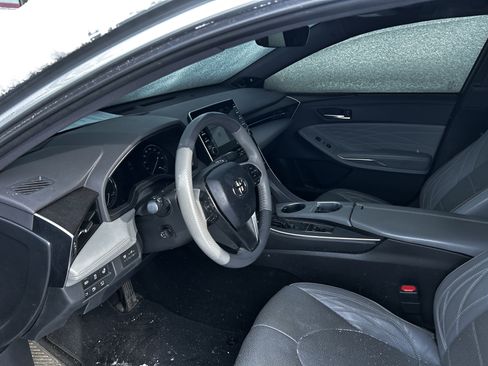 Used 2019 Toyota Avalon Limited w/ Advanced Safety Package image 9