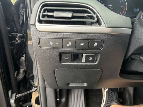 Used 2022 Hyundai Palisade SEL w/ 8P Bench Seat Package FWD image 16