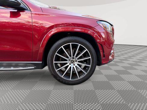 Used 2022 Mercedes-Benz GLS 450 4MATIC w/ AMG Line Exterior image 31