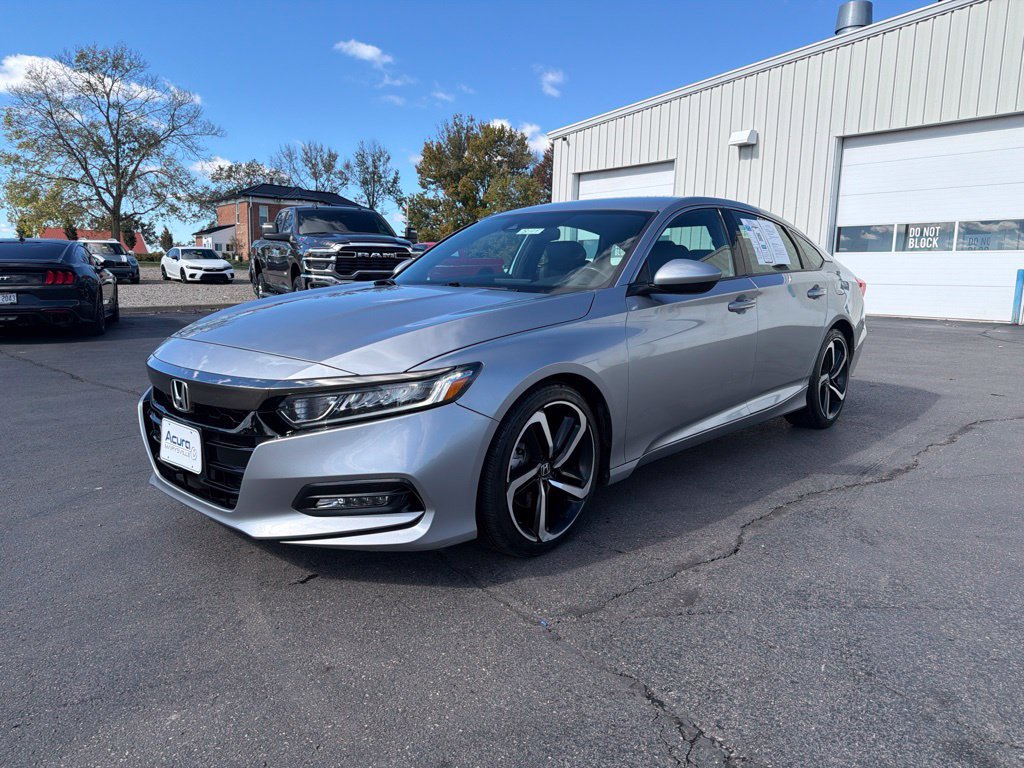 Used 2019 Honda Accord Sport image 3