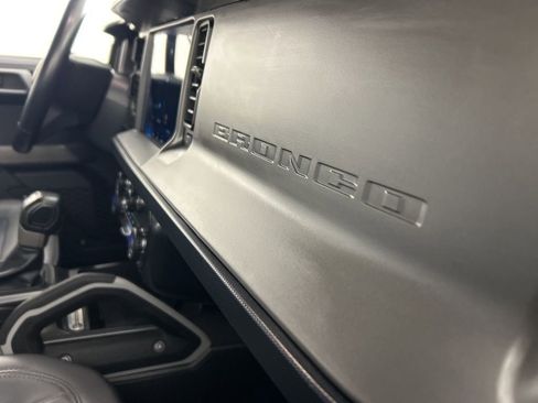 Used 2023 Ford Bronco Outer Banks image 28