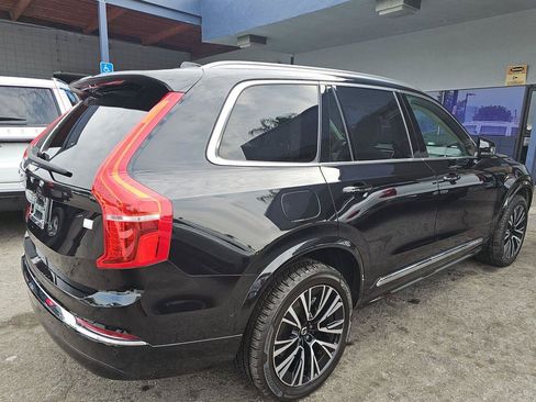 Used 2024 Volvo XC90 T8 Plus AWD/4WD image 10
