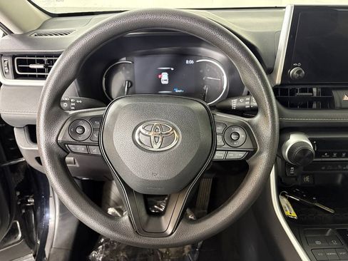 Used 2025 Toyota RAV4 LE FWD image 23