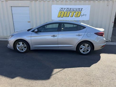 Used 2020 Hyundai Elantra SEL FWD image 2