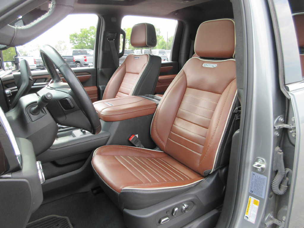Certified 2025 GMC Sierra 2500 Denali Ultimate AWD/4WD image 28